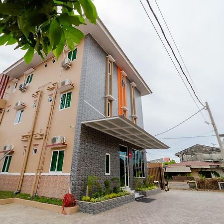Hotel Reddoorz Syariah @ Panglima Polem Aceh Banda Aceh Exterior foto